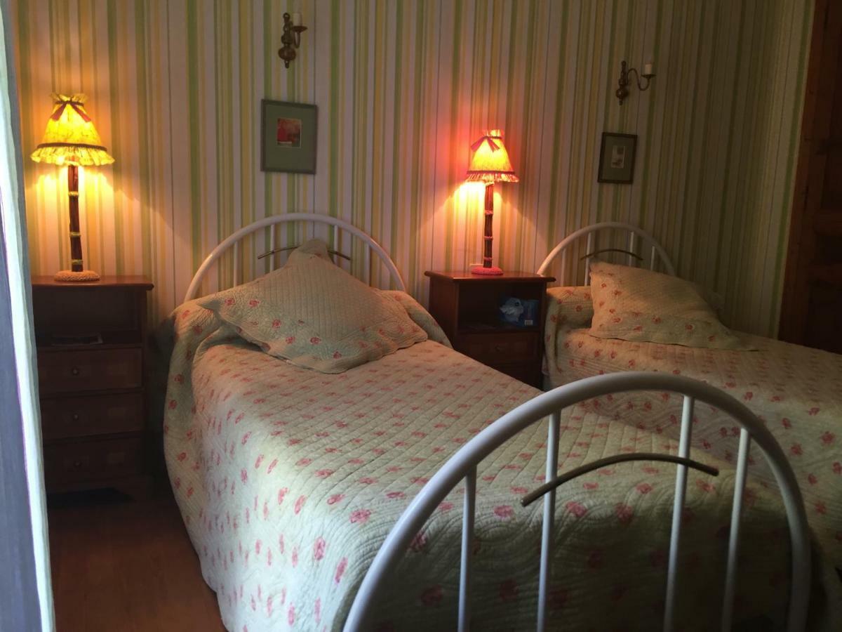 Domaine De Brousson Bed and Breakfast La Tour-sur-Orb Eksteriør billede