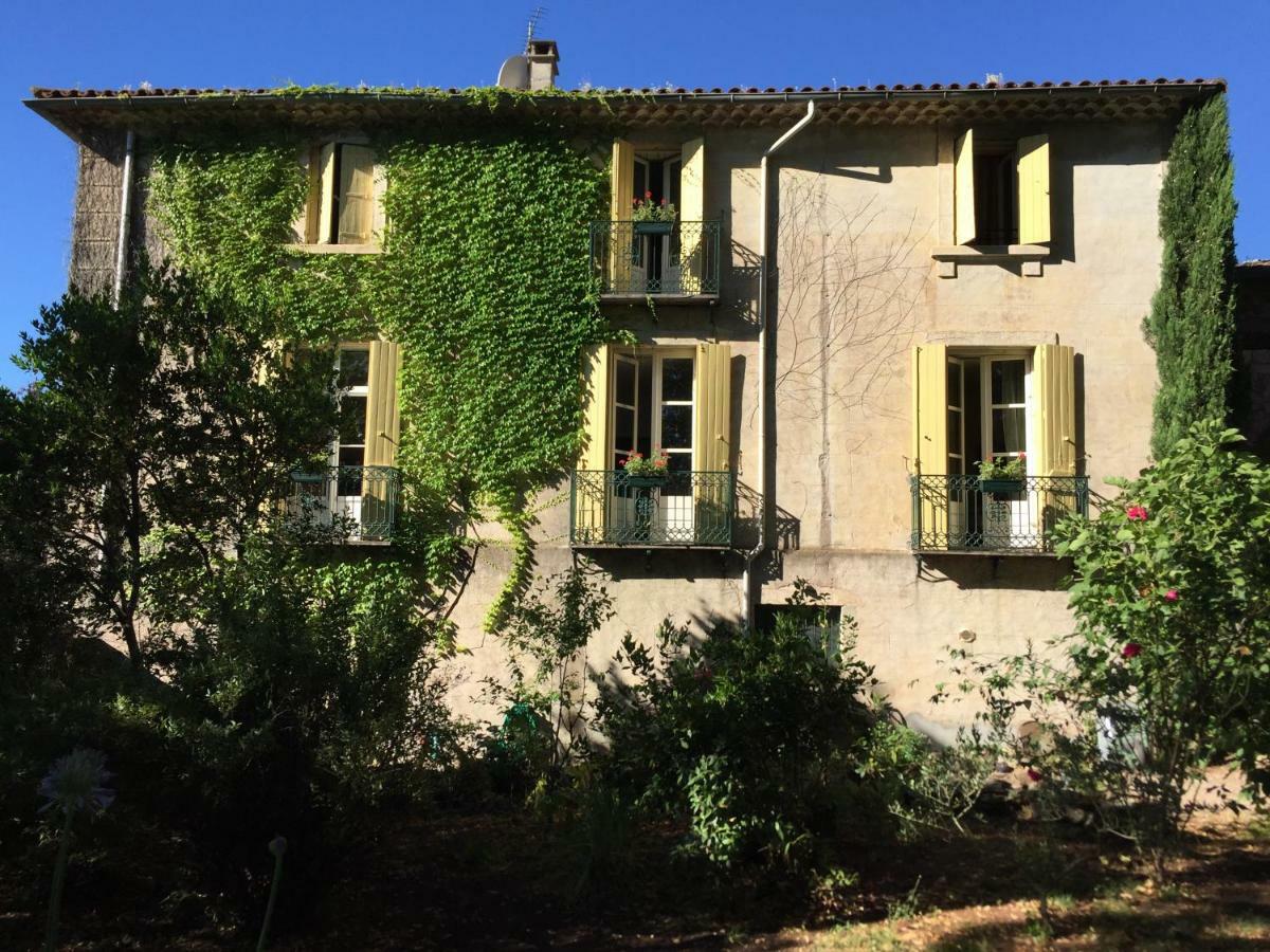 Domaine De Brousson Bed and Breakfast La Tour-sur-Orb Eksteriør billede